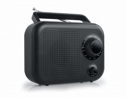 NEW ONE RADIO R-210